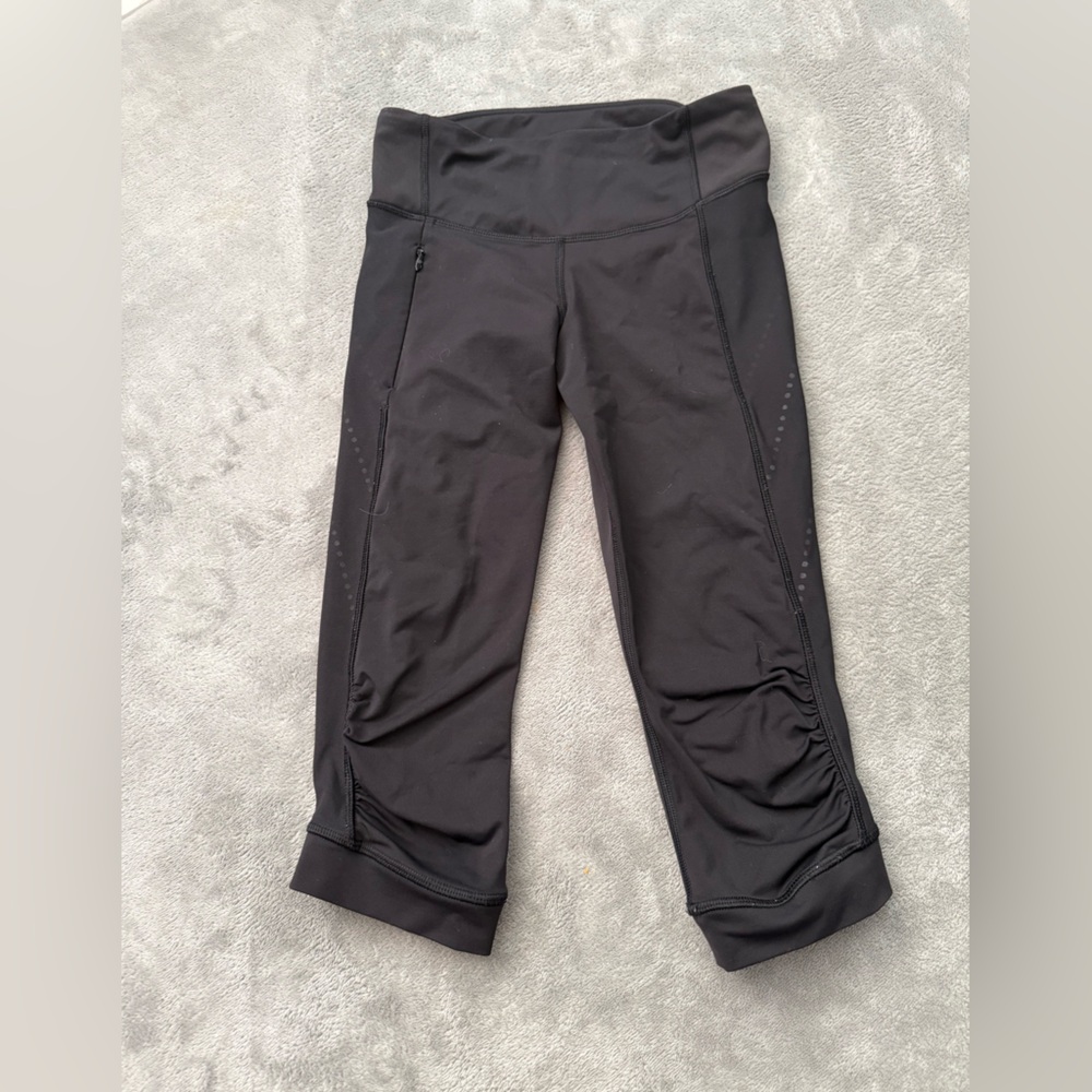 Lululemon Black Cropped Leggings Reflective Run Yoga